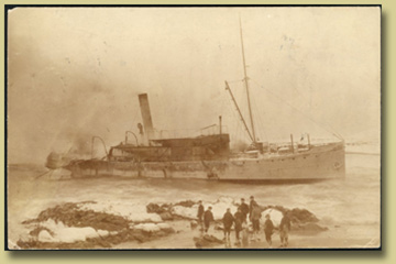postkort brannen på dampskipet "Lindesnæs"